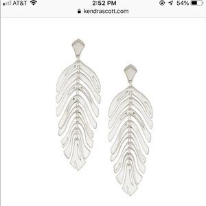 Kendra Scoot Earrings
